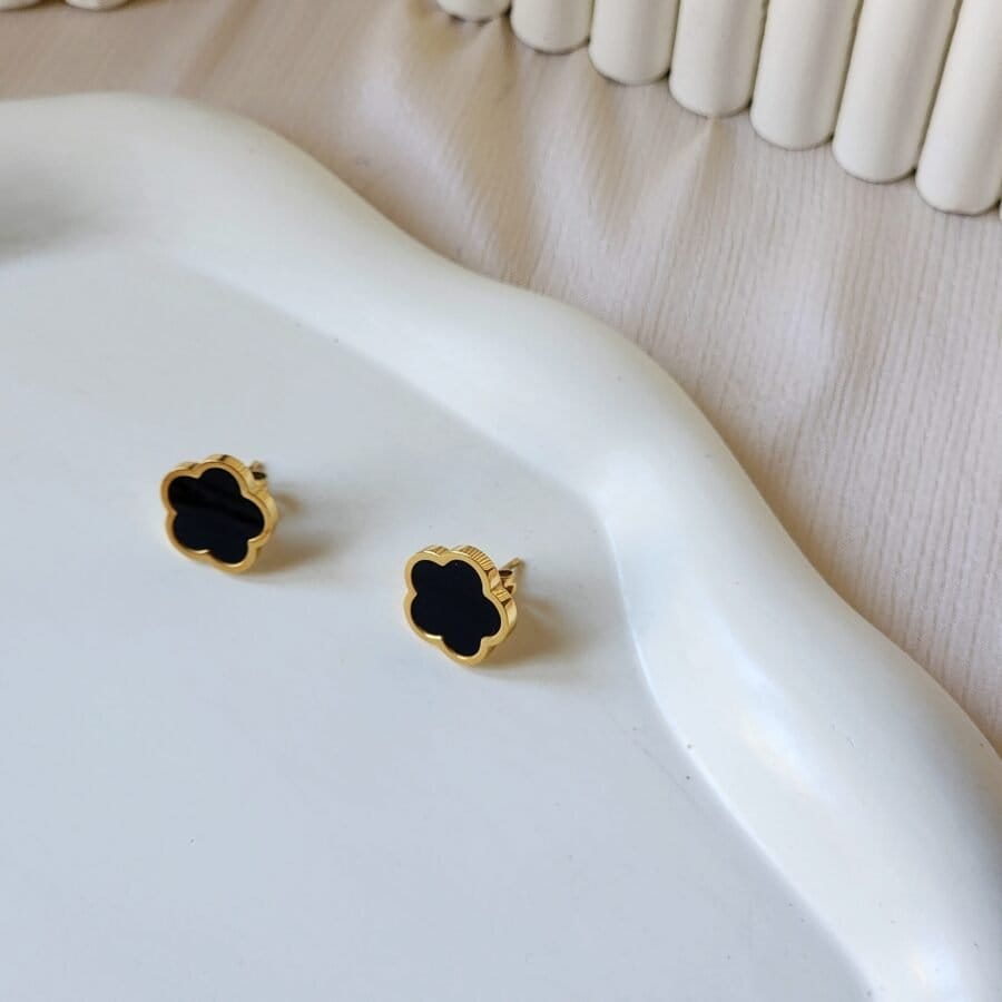 Clover Black Set - Image 3