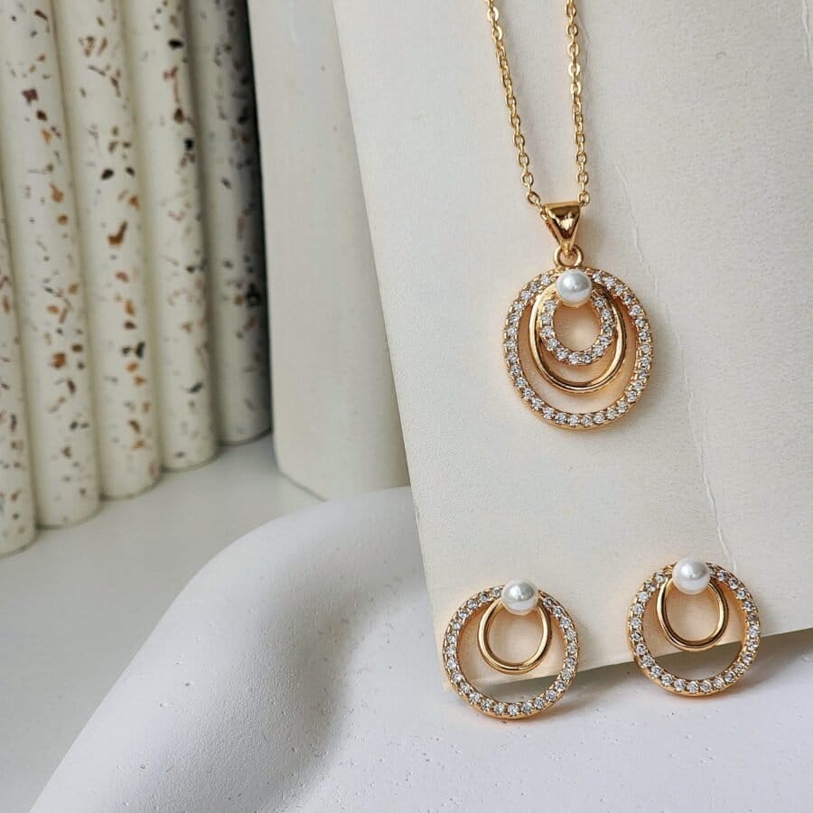 Aria Set