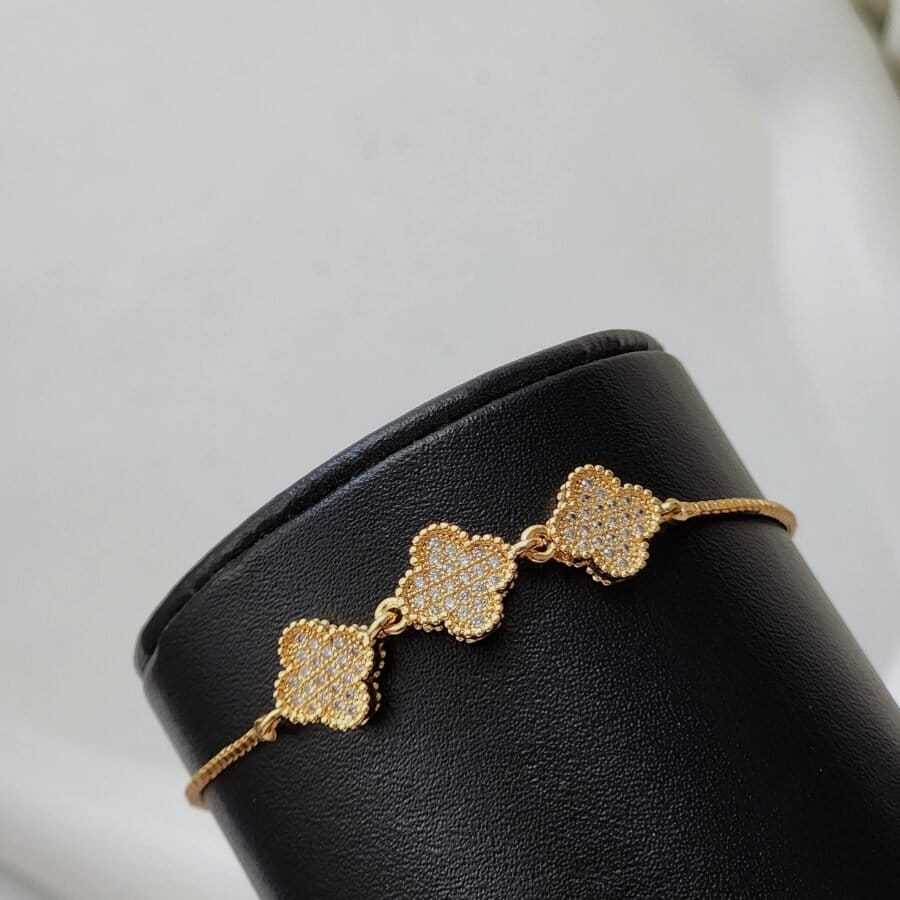 Nina Clover Bracelet - Image 3