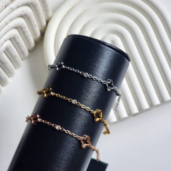Zella Clover Bracelet