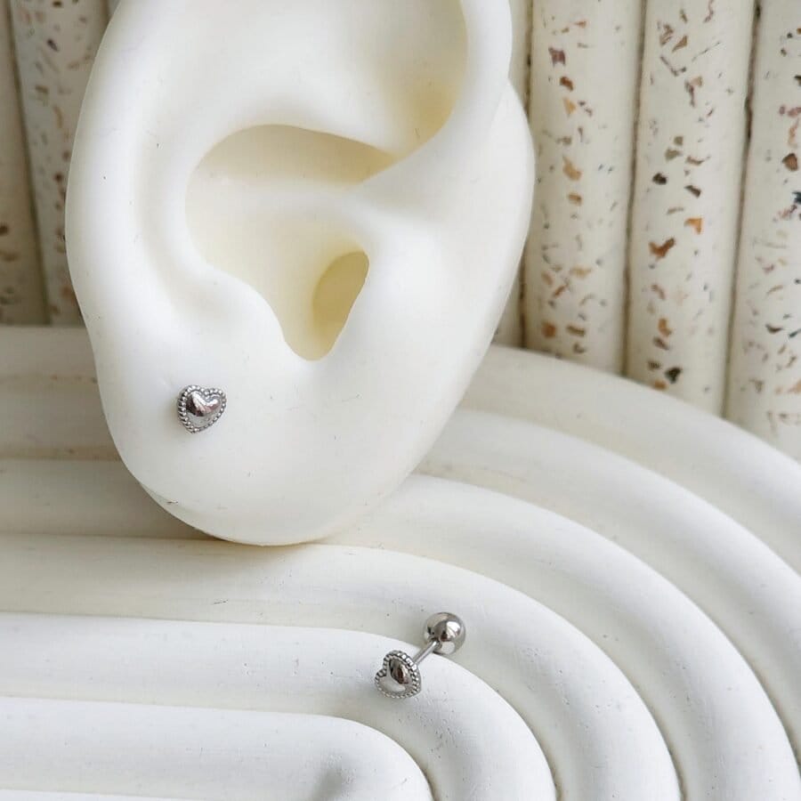 Lily Stud Earrings - Image 4