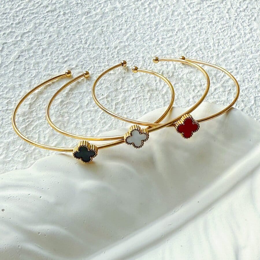 Single Clover Cuff
