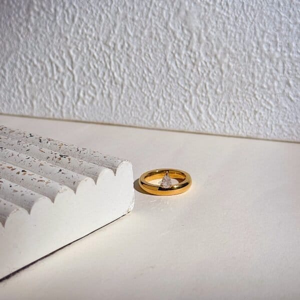 Zaha Ring | Pear Shape